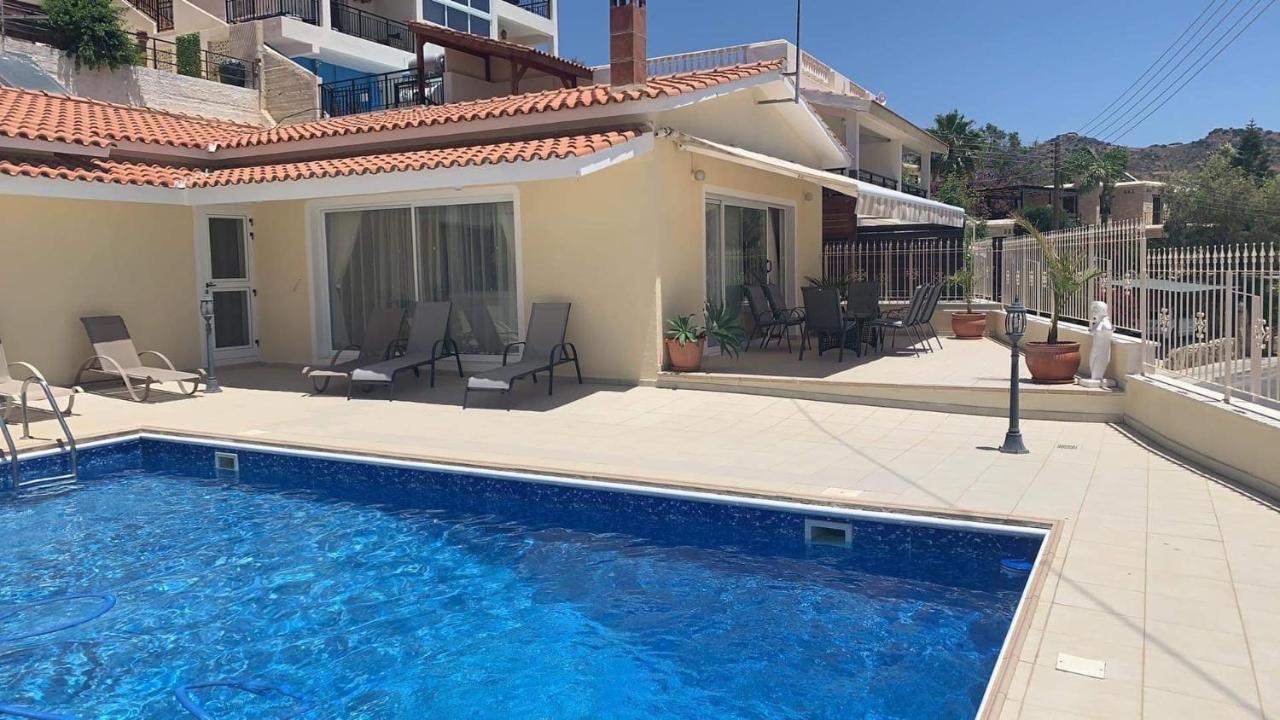 Peyia Palm Villa Paphos Eksteriør bilde